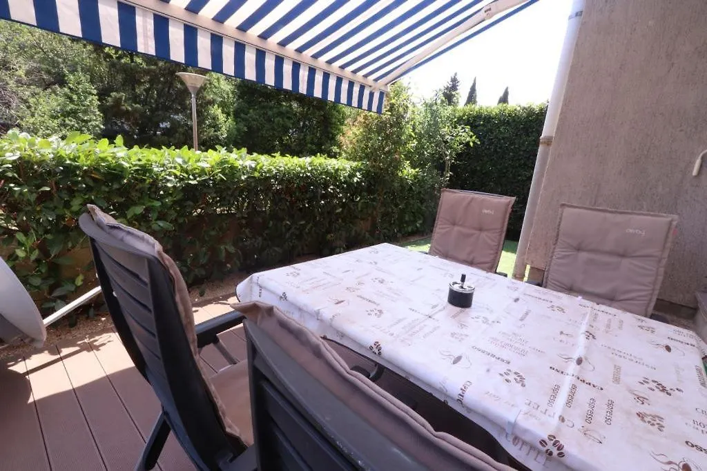 פולה Apartment Gortanova 0*,  קרואטיה